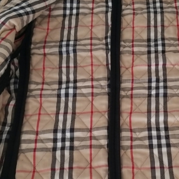 Burberry Quilted Snap Button Down Jacket in Black with Nova Check Size Small - Picture 6 of 10